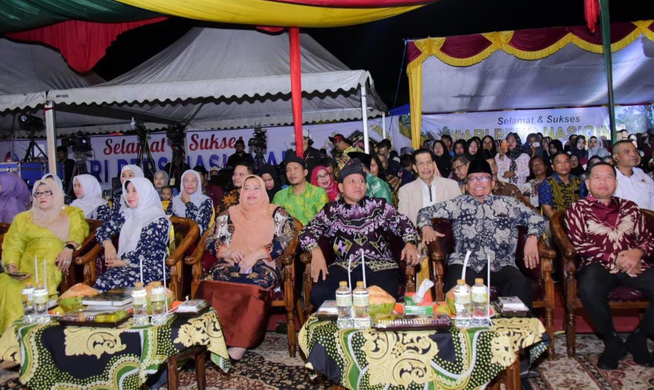 Hadiri Malam Puncak HPN dan HUT ke-77 PWI, Bupati Kasmarni Ucapkan Selamat