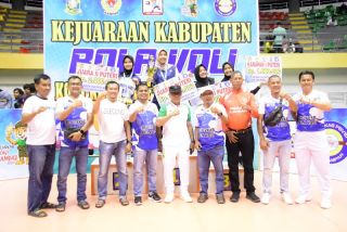 Tim Bola Voli Kecamatan Tambang Raih Juara Pertama Kejurkab Kampar 2024