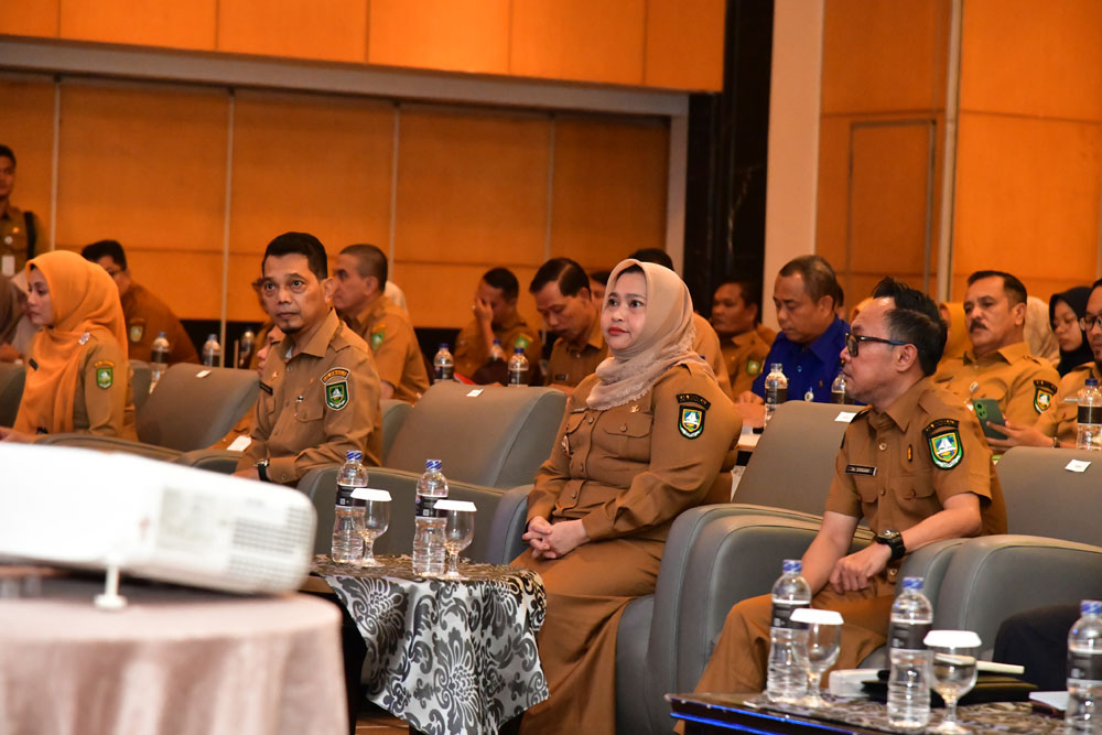 Bupati Kasmarni Targetkan Predikat Sangat Baik Penilaian SAKIP 2024