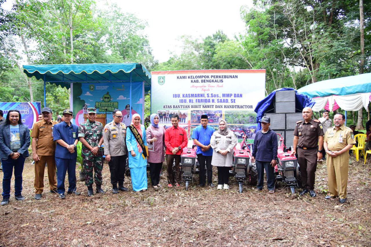 Bupati Kasmarni Apresiasi Diparbudpora Gagas Kegiatan Bermusem Durian