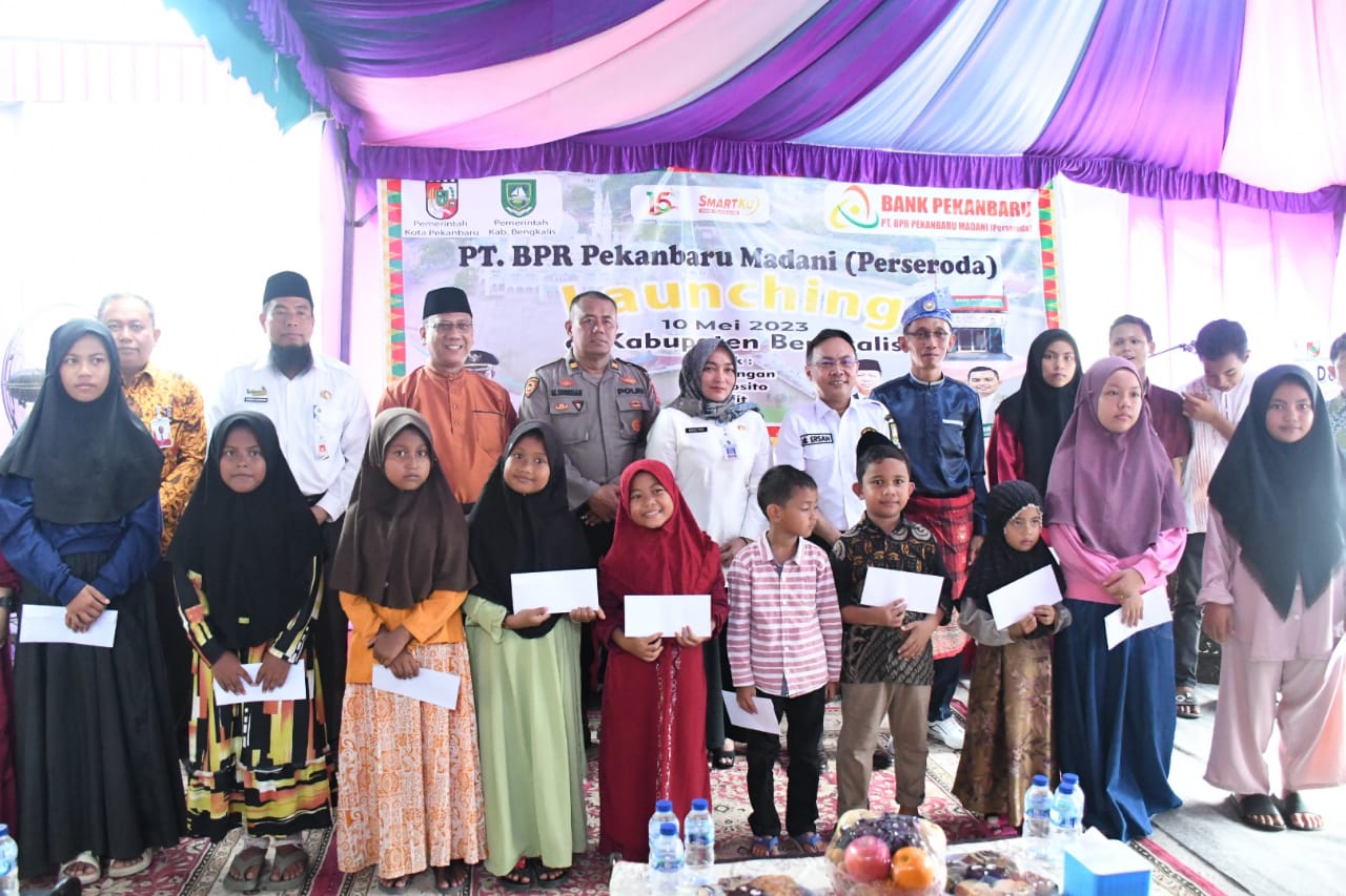 Bupati Bengkalis Resmikan Kantor PT. BPR Pekanbaru Madani Kantor Kas Bengkalis