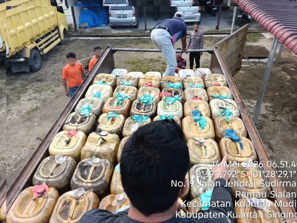 Cek Lokasi Berdasar Info Masyarakat, Polisi Temukan Muatan Solar Ilegal