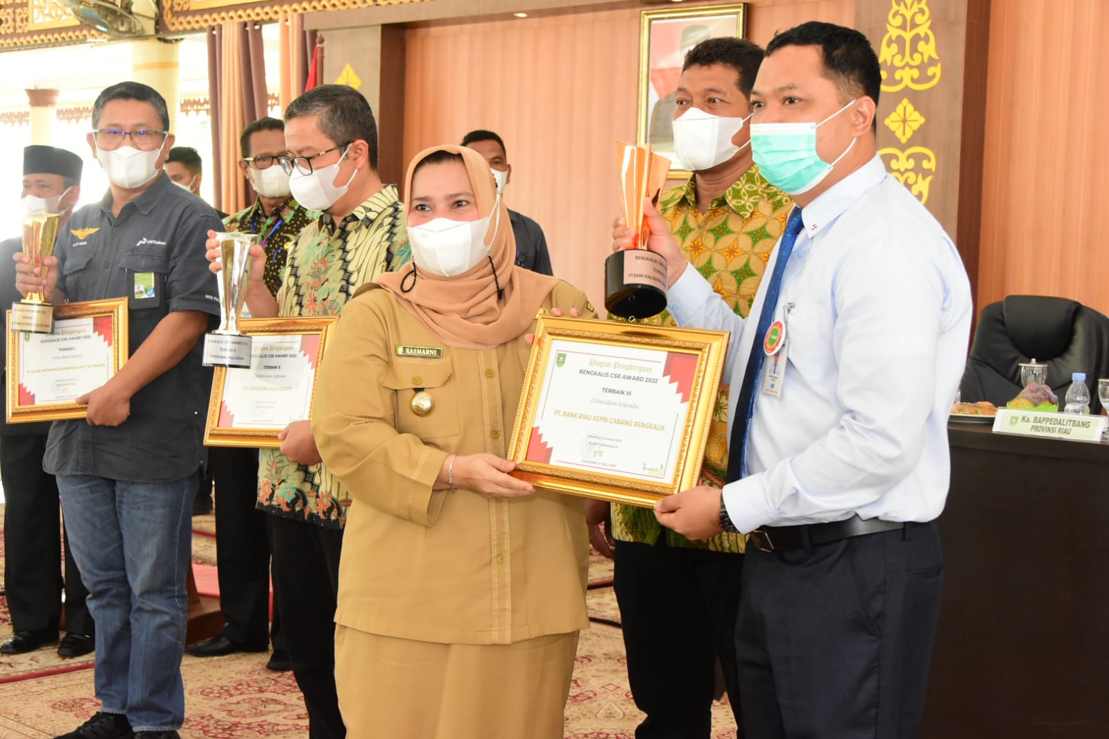 Pemkab Bengkalis Anugerahkan CSR Award Tahun 2022