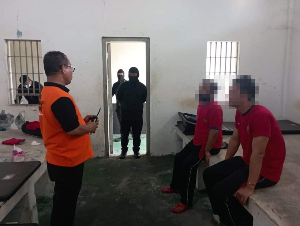 Blok Pengendali Narkoba Lapas Kelas II A Pekanbaru Dirazia, Hasilnya Bikin Kaget