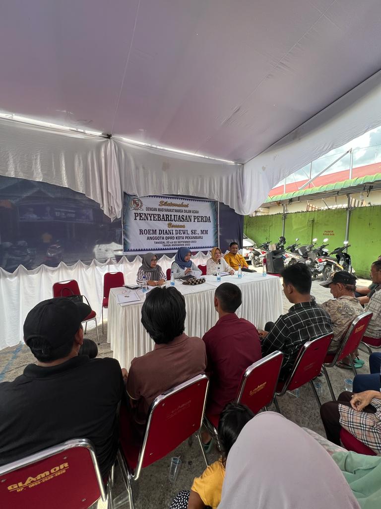 Anggota DPRD Kota Pekanbaru Roem Diani Dewi Laksanakan Sosialisasi Perda