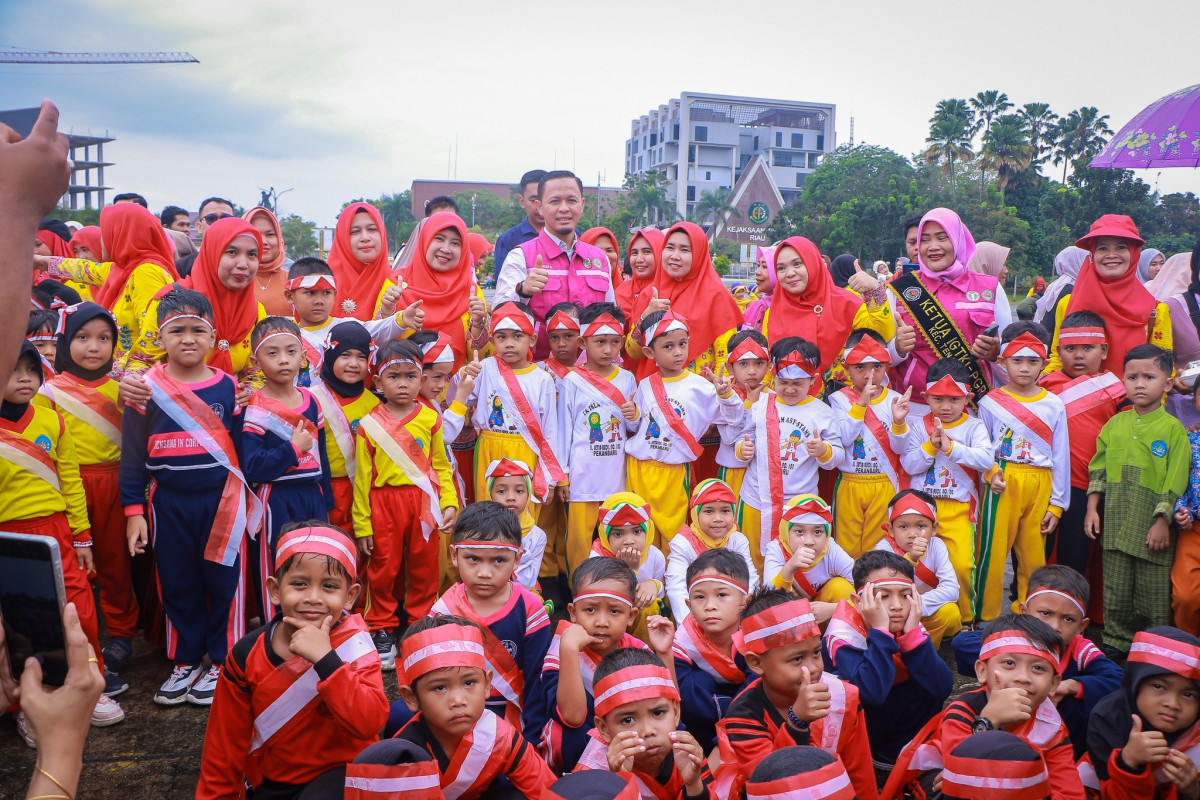 Walikota Pekanbaru Minta Guru Terus Upgrade Ilmu Seiring Perubahan Zaman