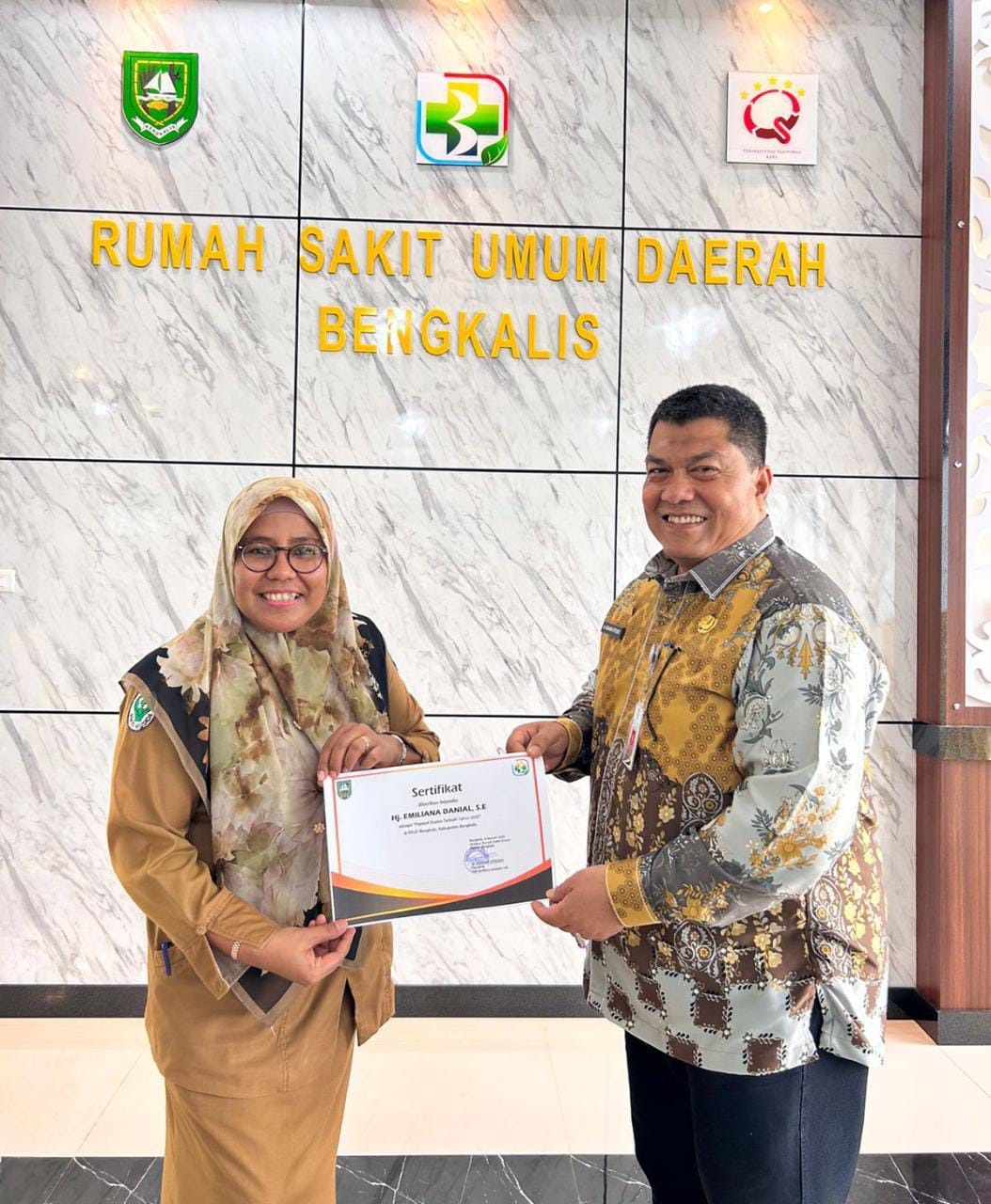 RSUD Bengkalis Berikan Penghargaan Kepada 5 Pejabat Esselon