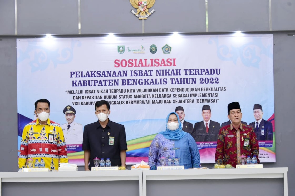 Bupati Kasmarni Buka Sosialisasi Isbat Nikah Terpadu