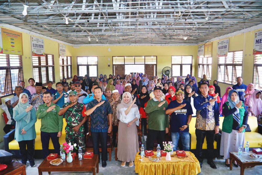 Masyarakat Bukit Melintang Kampar Antusias Ikuti Baksos Akbar HUT Fakultas Kedokteran UNRI