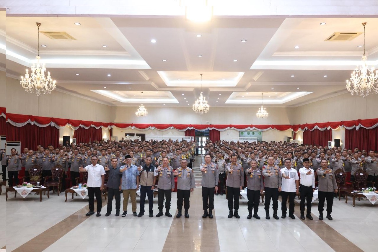 Brigjen Pol Hengki Haryadi Buka Pelatihan Strategis Bhabinkamtibmas Se-Riau