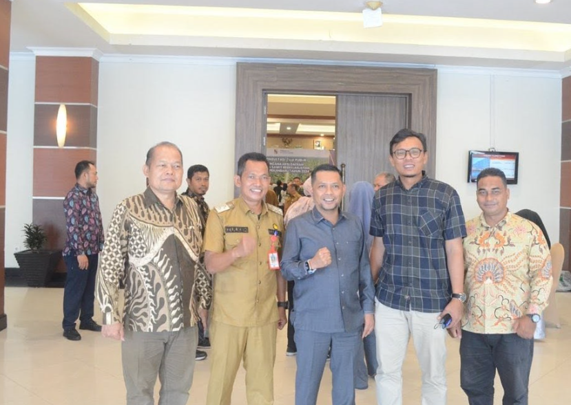 Wakil Ketua DPRD Pekanbaru Hadiri Kegiatan Konsultasi/Uji Publik RAD KSB