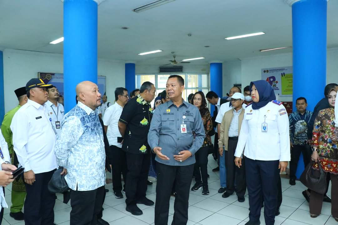 Sekdako Pekanbaru dampingi Komisi V DPR RI Kunker ke Terminal Tipe A BRPS